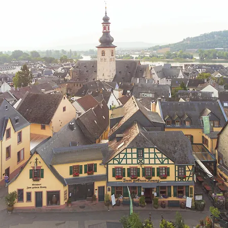 Weinhotel Des Riesling Zum Gruenen Kranz-2