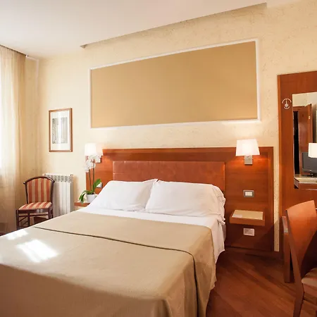 Hotel Madrid-3