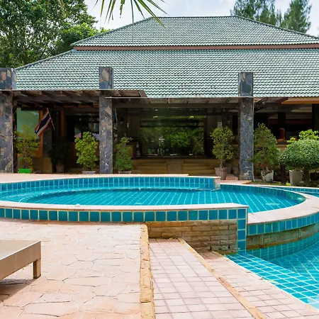 Phi Phi Andaman Beach Resort-3