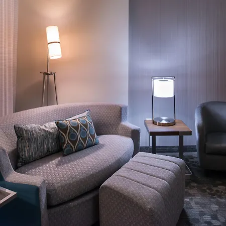 Courtyard By Marriott Hot Springs-2