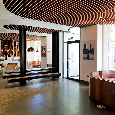 Mowbray Court Hotel-3