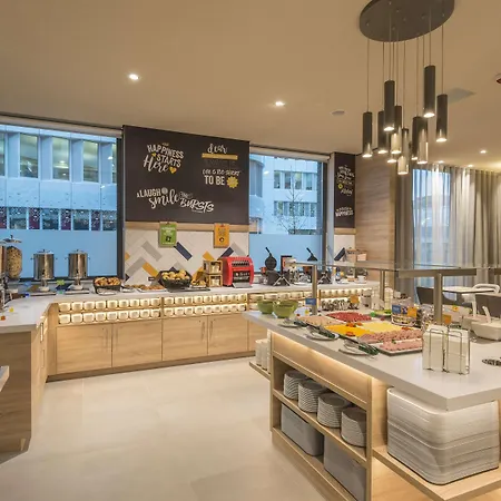 Hampton By Hilton Frankfurt Airport-2