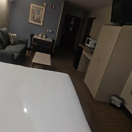 Microtel Inn & Suites By Wyndham-3