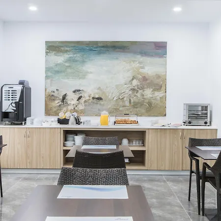 Blu Hostal Diana-2