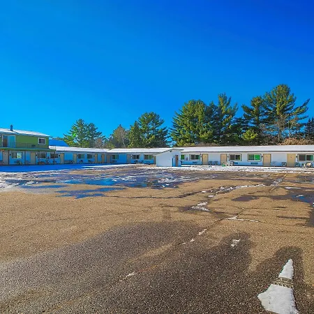 Love Hotels Tomahawk By Oyo At Lake Mohawksin Wi-3