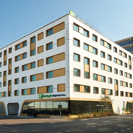 Holiday Inn Express & Suites - Basel - Allschwil By Ihg-2