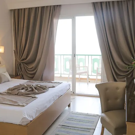 Hotel Marabout - Families And Couples Only-3