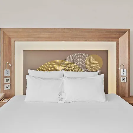 Novotel Dubai World Trade Centre-3