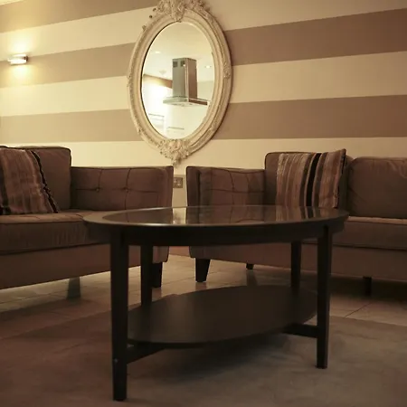 Posh Pads - Liverpool 1 - Apart-Hotel-3
