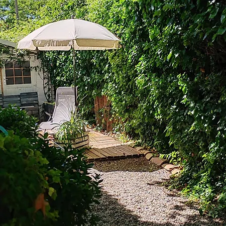 Le Petit Jardin ...-3