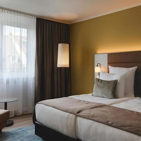 Leonardo Hotel Heidelberg City Center-3