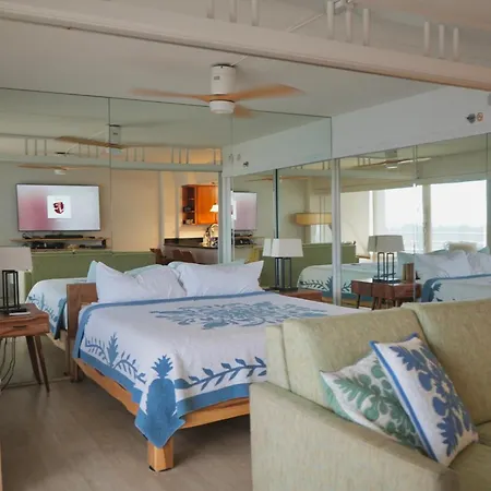 Ilikai Hotel Condo With Kitchen And Ocean View-3