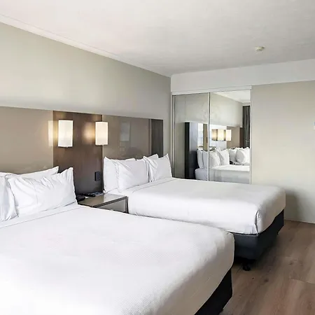 Novotel Surfers Paradise-2
