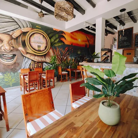 Casa Zahri Boutique Hostel-3