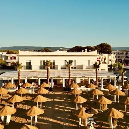 Albergo Diomedee Rooms On The Beach-2
