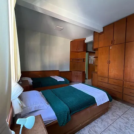 Triana Guest House-2