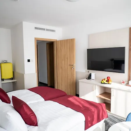Airport Hotel Budapest-2