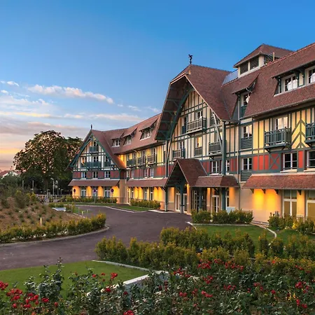 Renaissance Paris Hippodrome de St. Cloud Hotel-2
