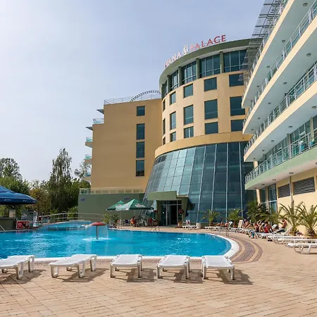 Ivana Palace Hotel - Free Parking-2