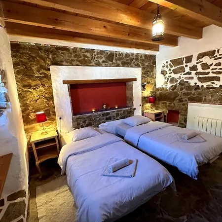 Cinco Lunas VEGETARIAN Guesthouse-3