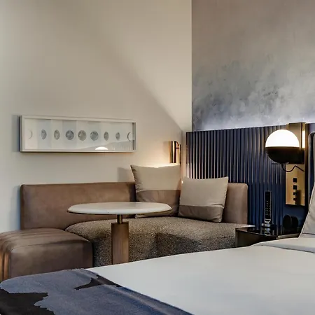 The Morrow Washington Dc, Curio Collection By Hilton-3
