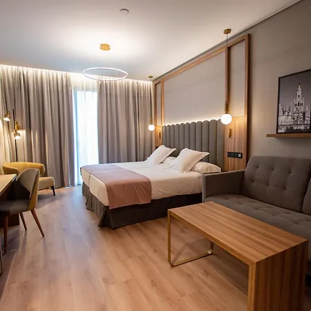 Hotel Giralda Center-2