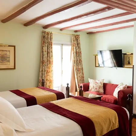 Hotel Las Casas De La Juderia-3