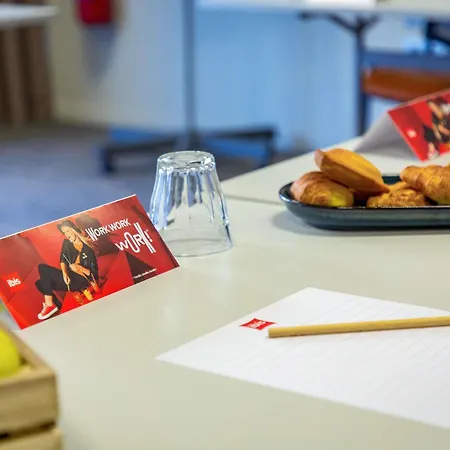 Ibis Clermont-Ferrand Centre Stade-3