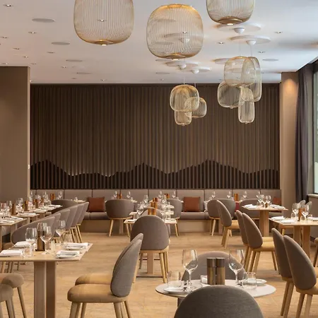 Hilton Garden Inn Davos-3