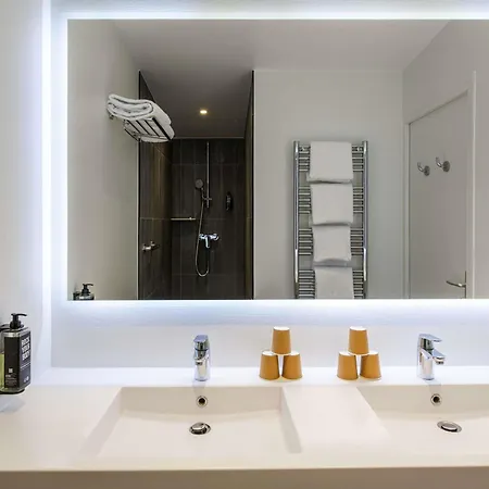 Ibis Paris Canal Saint Martin-2