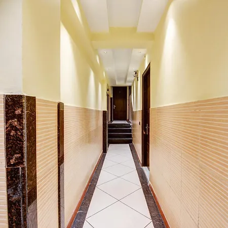 Hotel Le Grand - Walk-In From Rk Ashram Metro Station-3