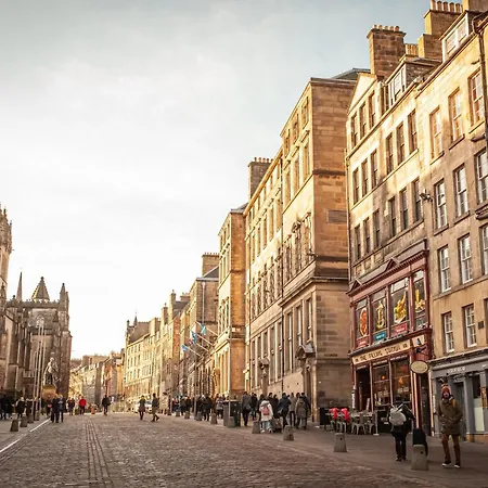 Holiday Inn Express Edinburgh - Royal Mile By Ihg-3