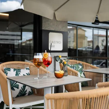 Hotel Santiago Plaza, Affiliated By Melia-3