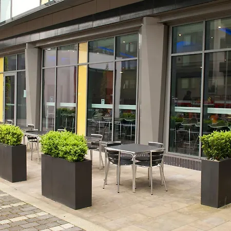 Holiday Inn Express Manchester City Centre Arena By Ihg-3