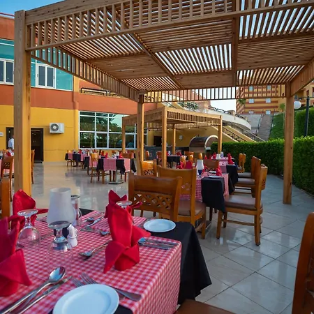 Malikia Resort Abu Dabbab-3