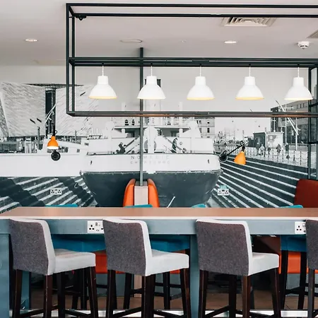Hampton By Hilton Belfast City Centre-2