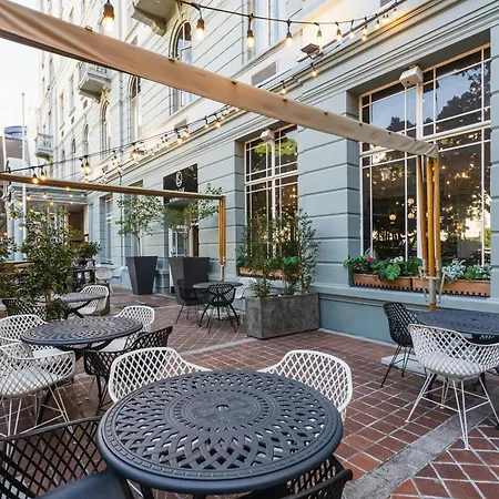 Onomo Hotel Cape Town - Inn On The Square-3