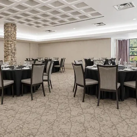 Quality Inn And Conference Centre Pembroke-3