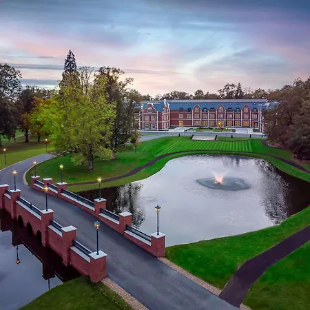 Fairmont Windsor Park-3