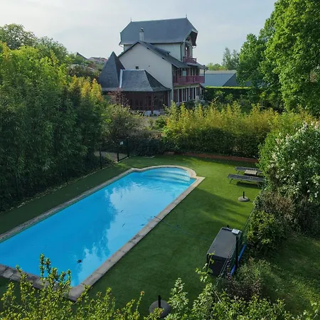 Maison de charme avec piscine proche Vichy - Le Monde de Charlie-2