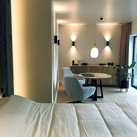 Suites Le Porte-Bonheur-3