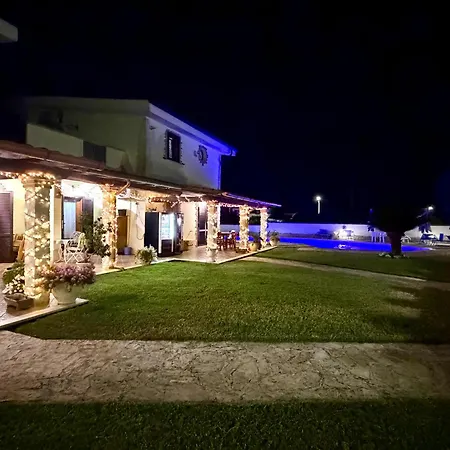 Resort Luxury Affitta Camere-2