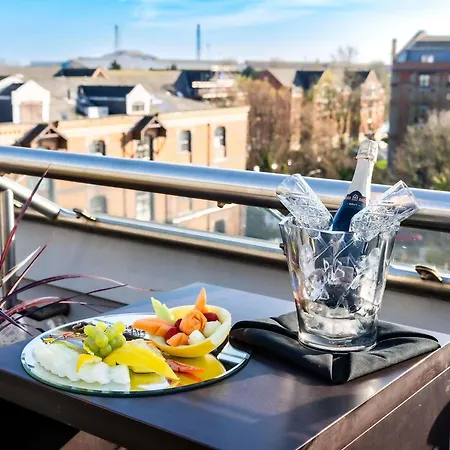 Novotel Cardiff Centre-2