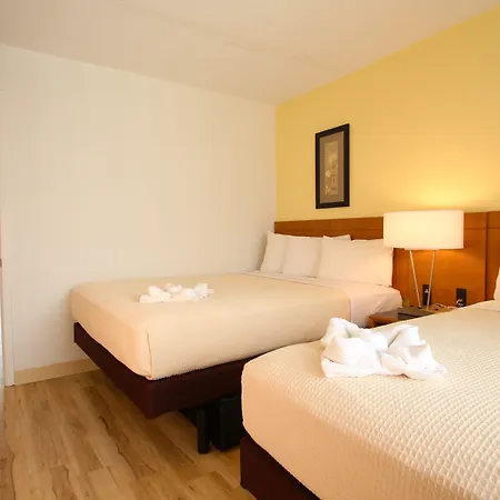 Crusader Oceanfront Resort-3