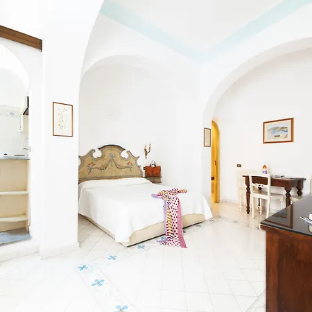 Villa Flavio Gioia-2