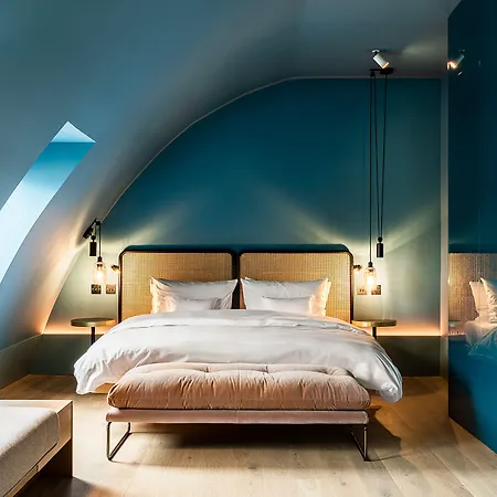 Maximilian Hotel-2