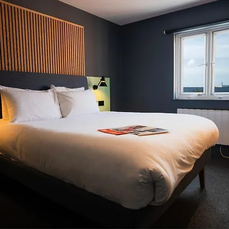 Village Hotel Coventry-2