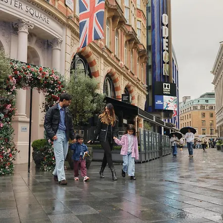 Radisson Blu Hotel, London Leicester Square-3