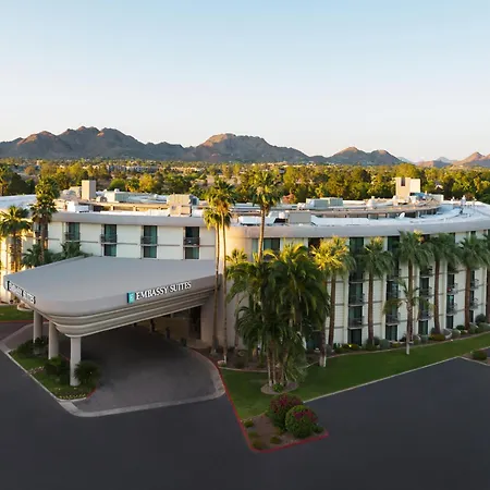 Embassy Suites By Hilton Phoenix Biltmore-3