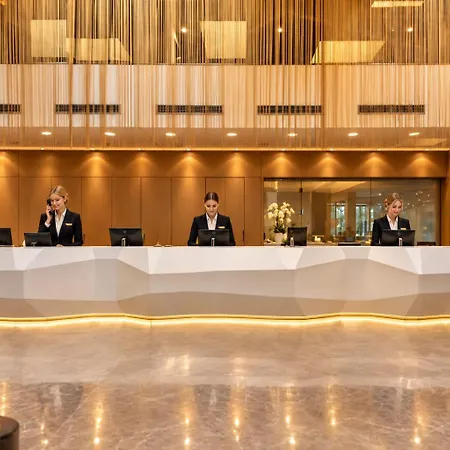 Doubletree By Hilton Vienna Schonbrunn-2